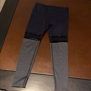 Alo Yoga Two Tone black and Gray Athletic Leggings